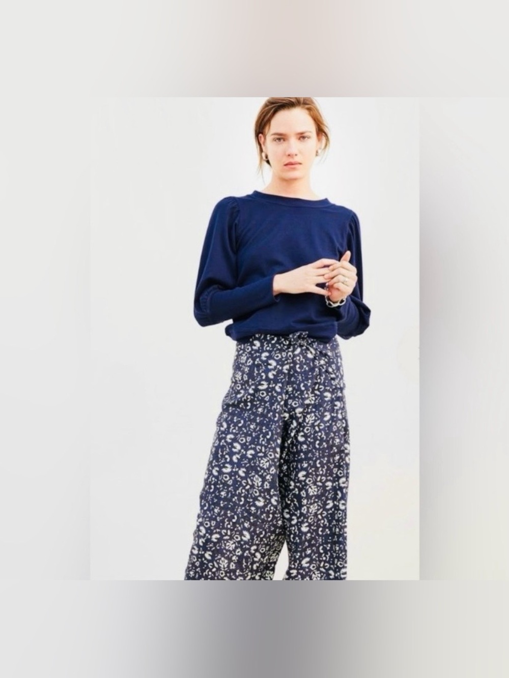 (BRAND NEW) Cruz Wrap Pant Sevilla Navy Floral 8, By Designer
APIECE APART-Sz 12